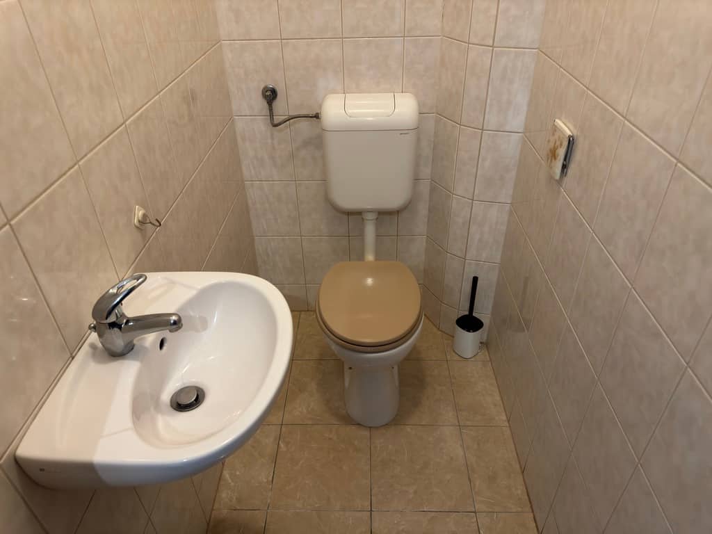 Large Private Room at Marek Jozsef (2F)  u. 36, photo 12 of 14