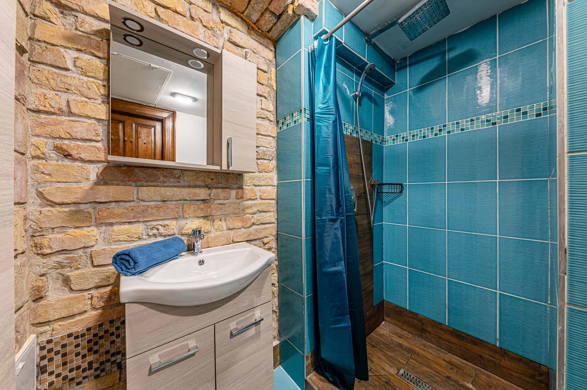 Private Room at Csengery utca 19, photo 13 of 14