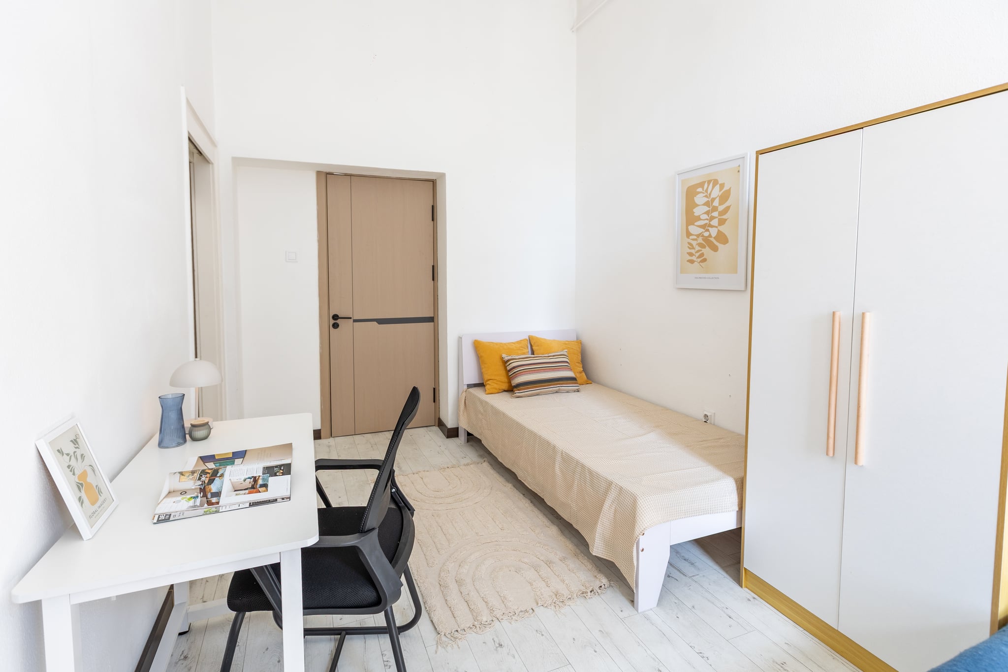 Shared Room at Thököly út 18, photo 14 of 19