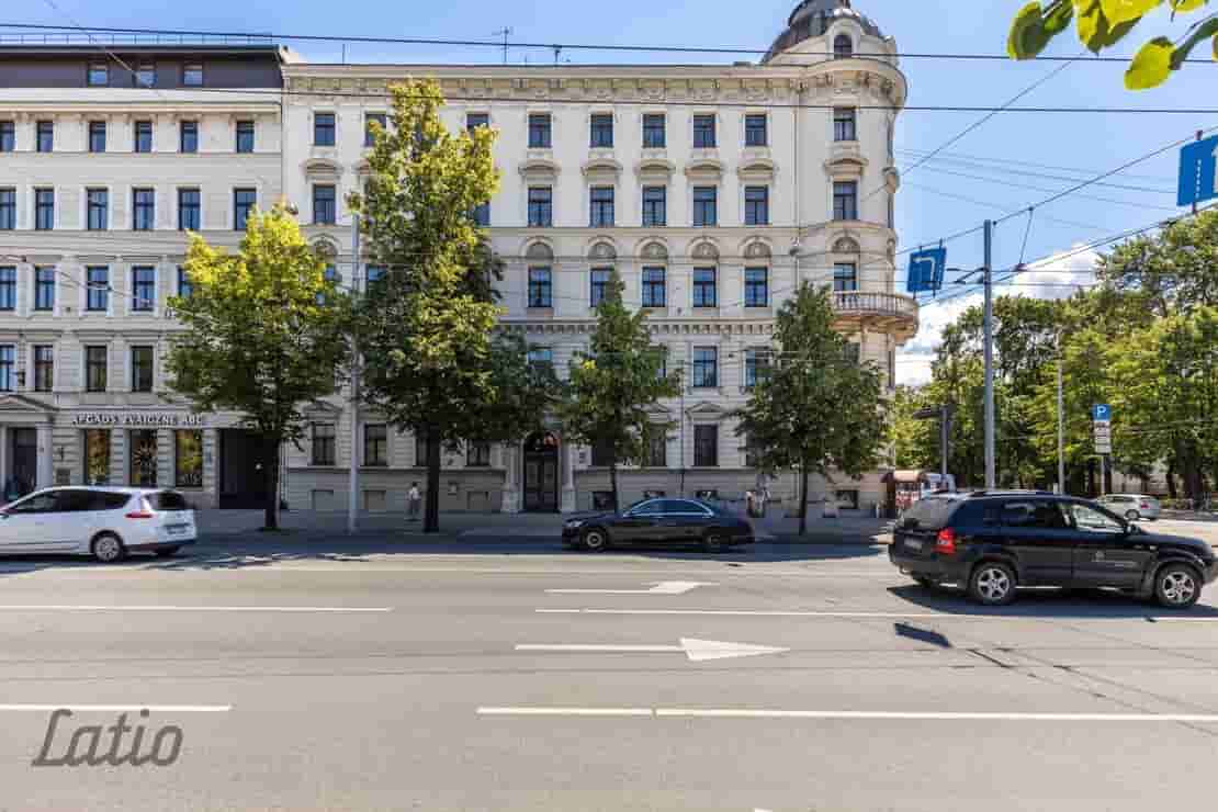 Krišjāņa Valdemāra iela 4 — 3