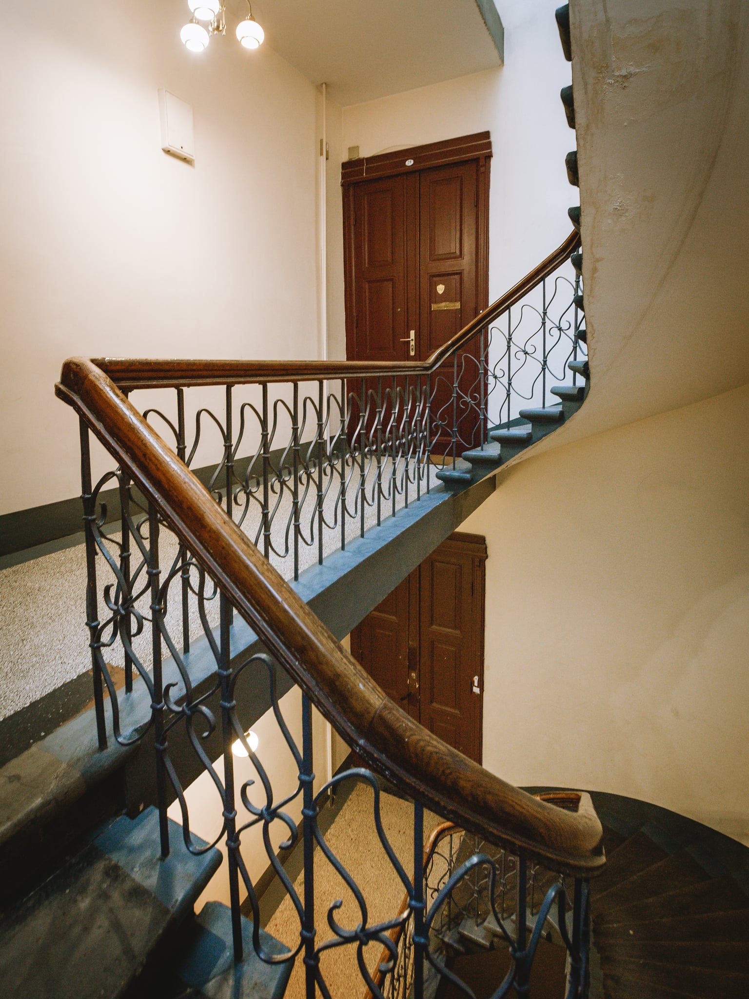 Dzirnavu iela 31 — 5