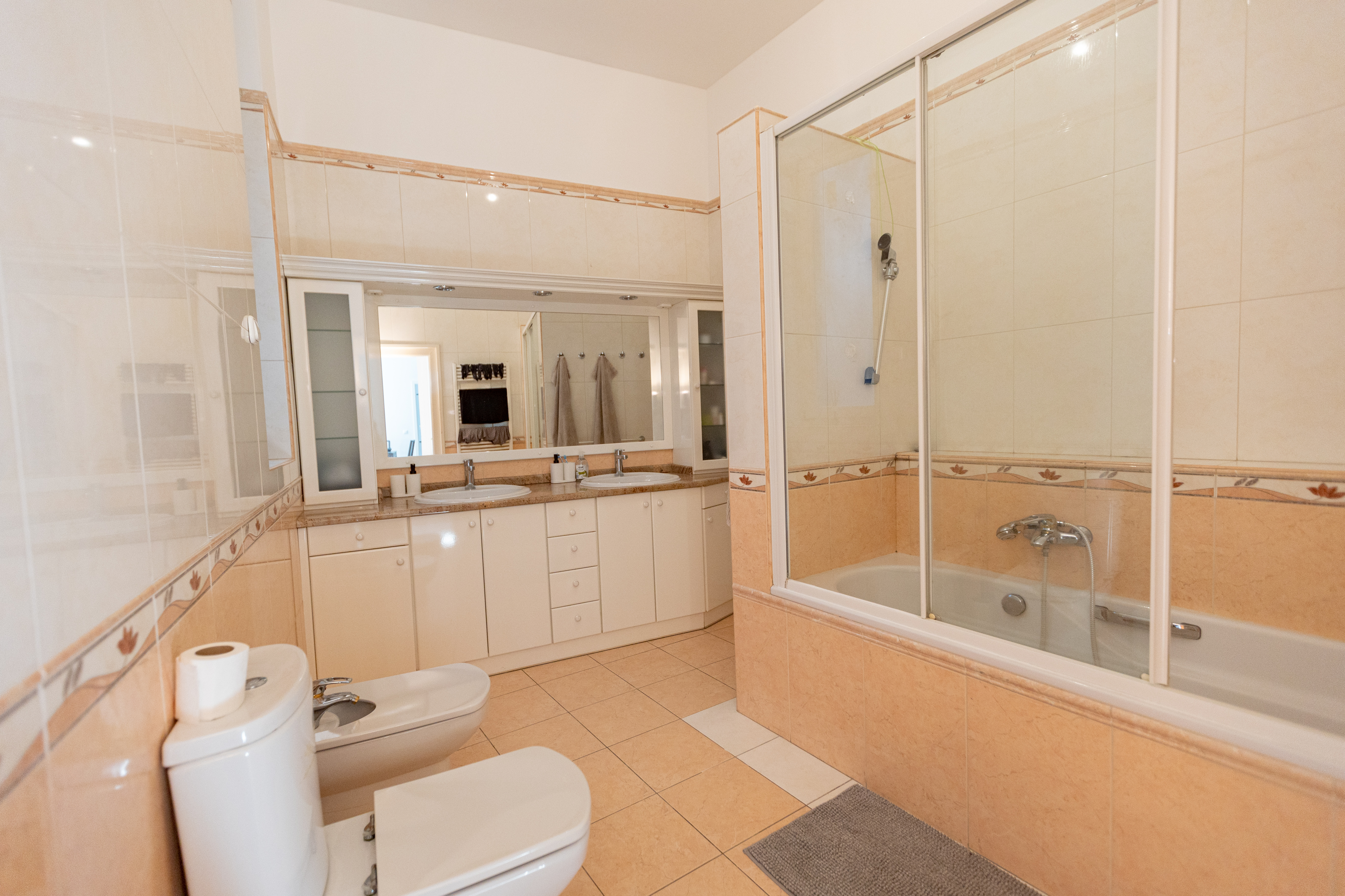 Baross 15 (3F) — 5