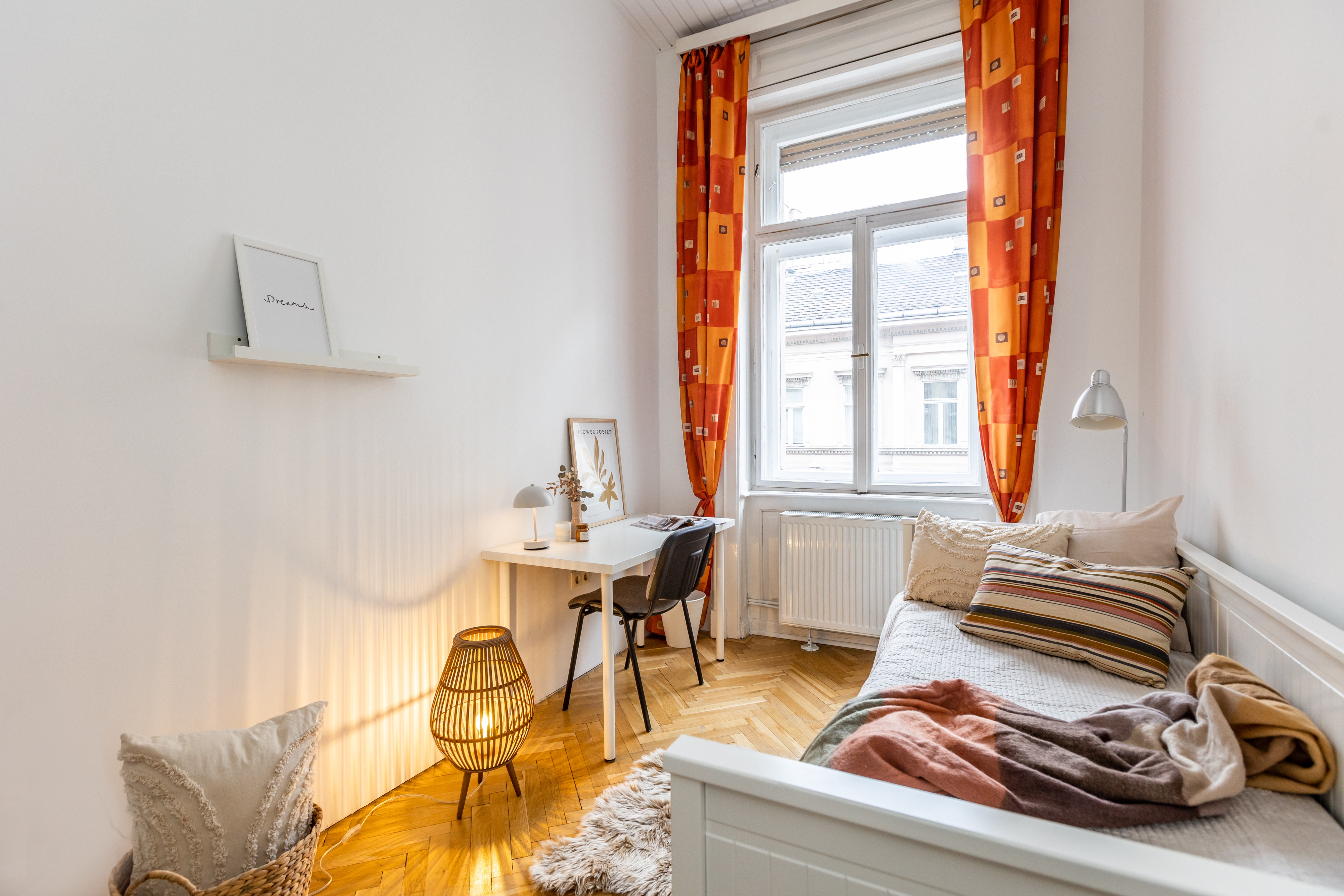 Thököly út 18 — 2