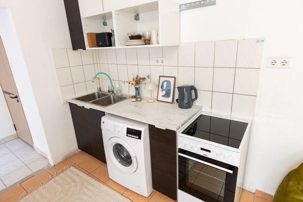 Shared Room at Thököly út 18, photo 5